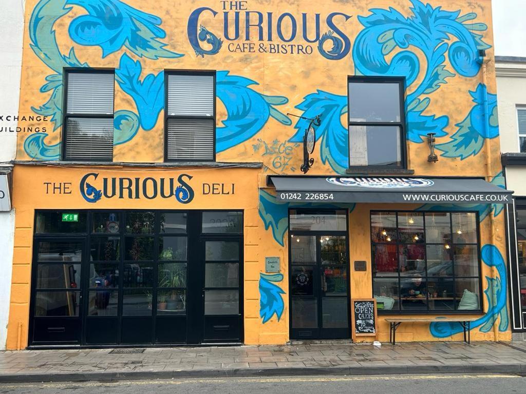 The Curious Apartment, צ'לטנהם מראה חיצוני תמונה